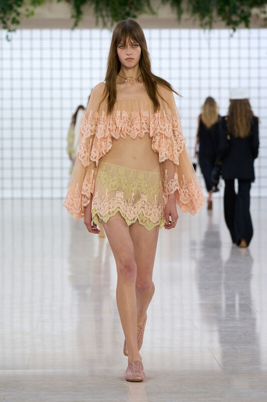 Chloe S25 029