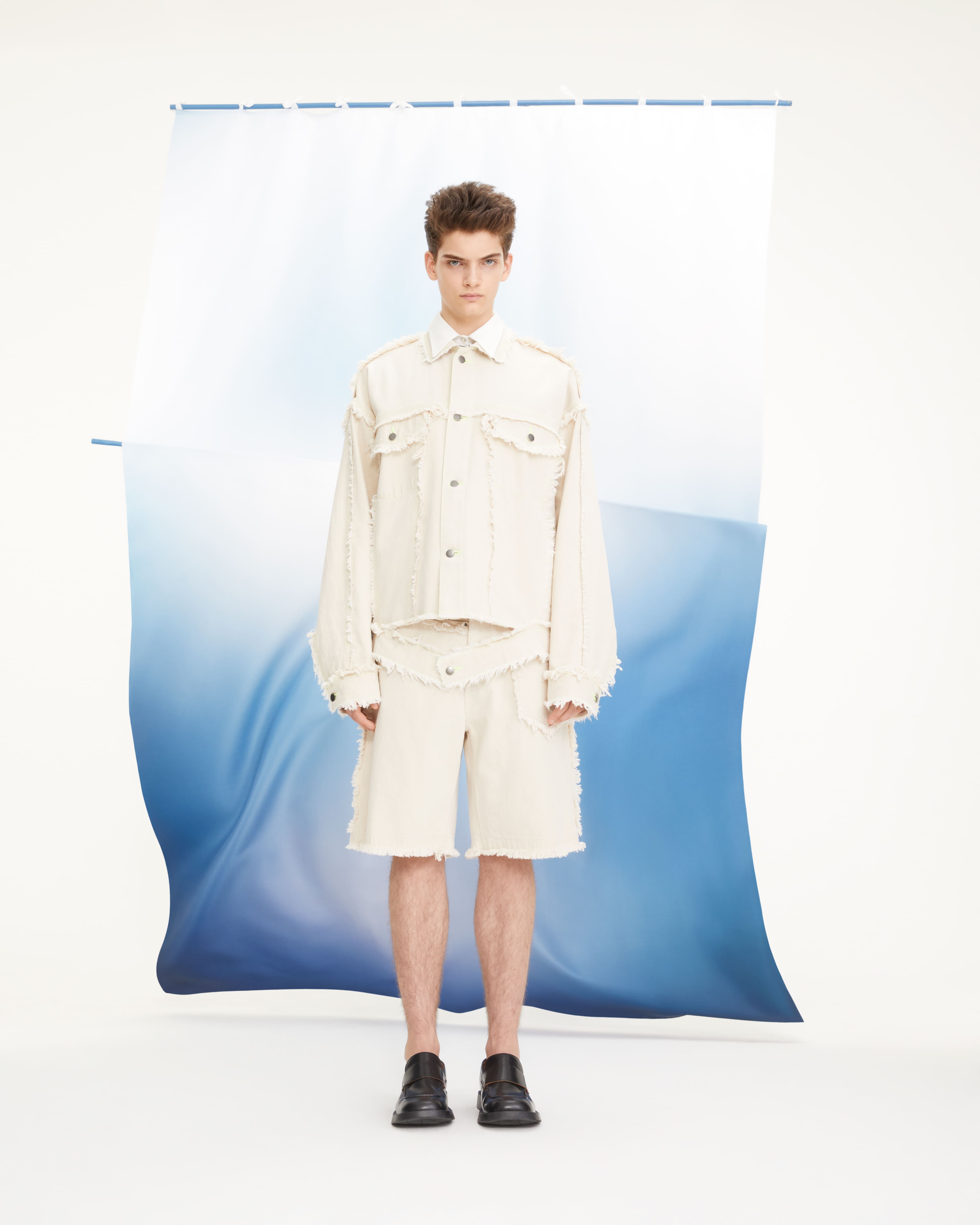 Red_September_0882_1_fin_sRGB