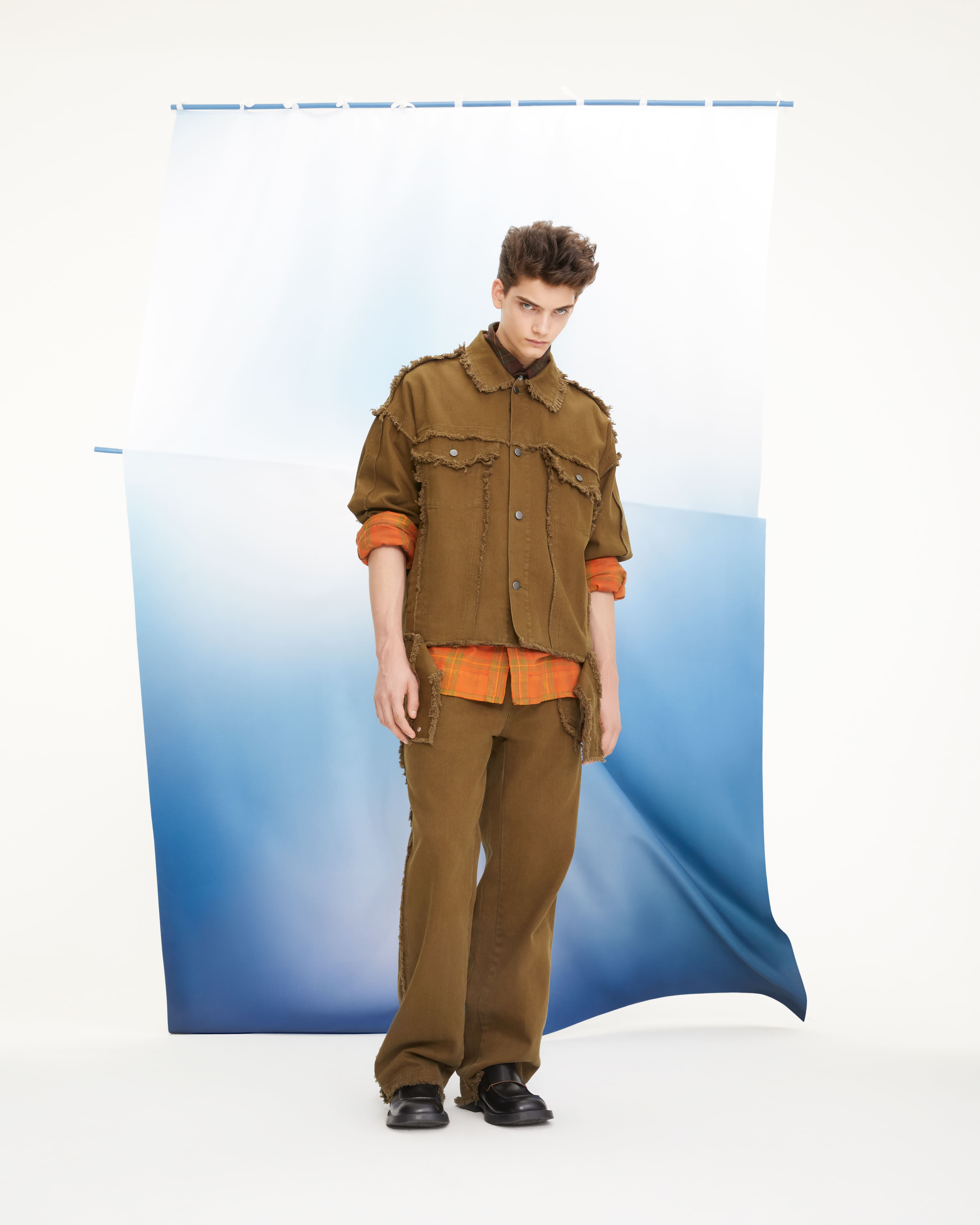 Red_September_0944_1_fin_sRGB