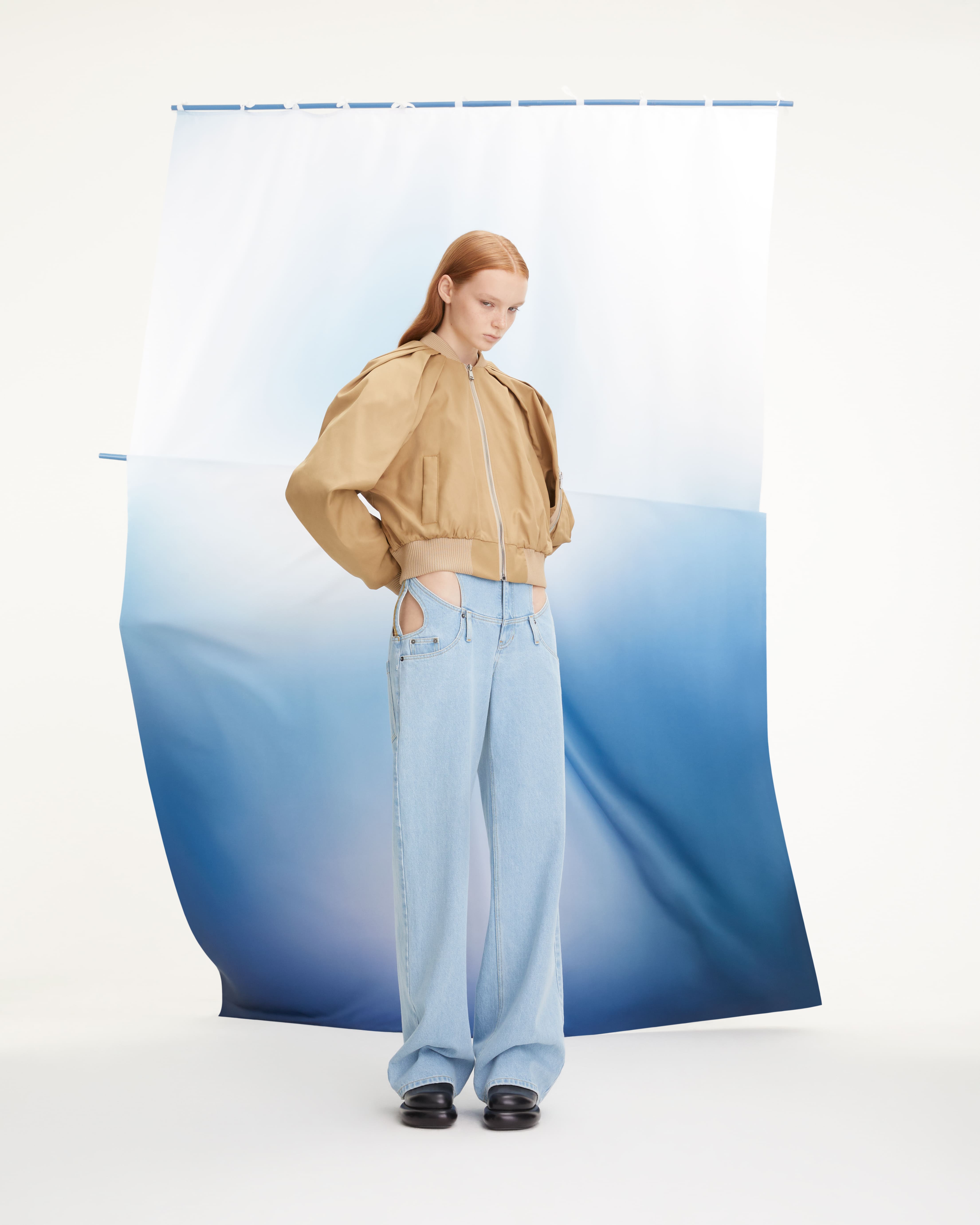 Red_September_0994_1_fin_sRGB