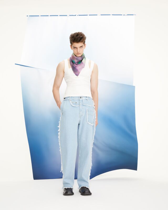 Red_September_0403_2_fin_sRGB