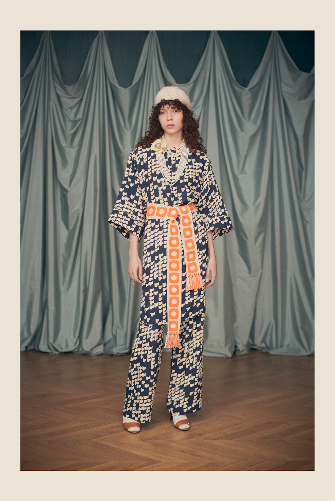 Valentino Resort PO S25 030