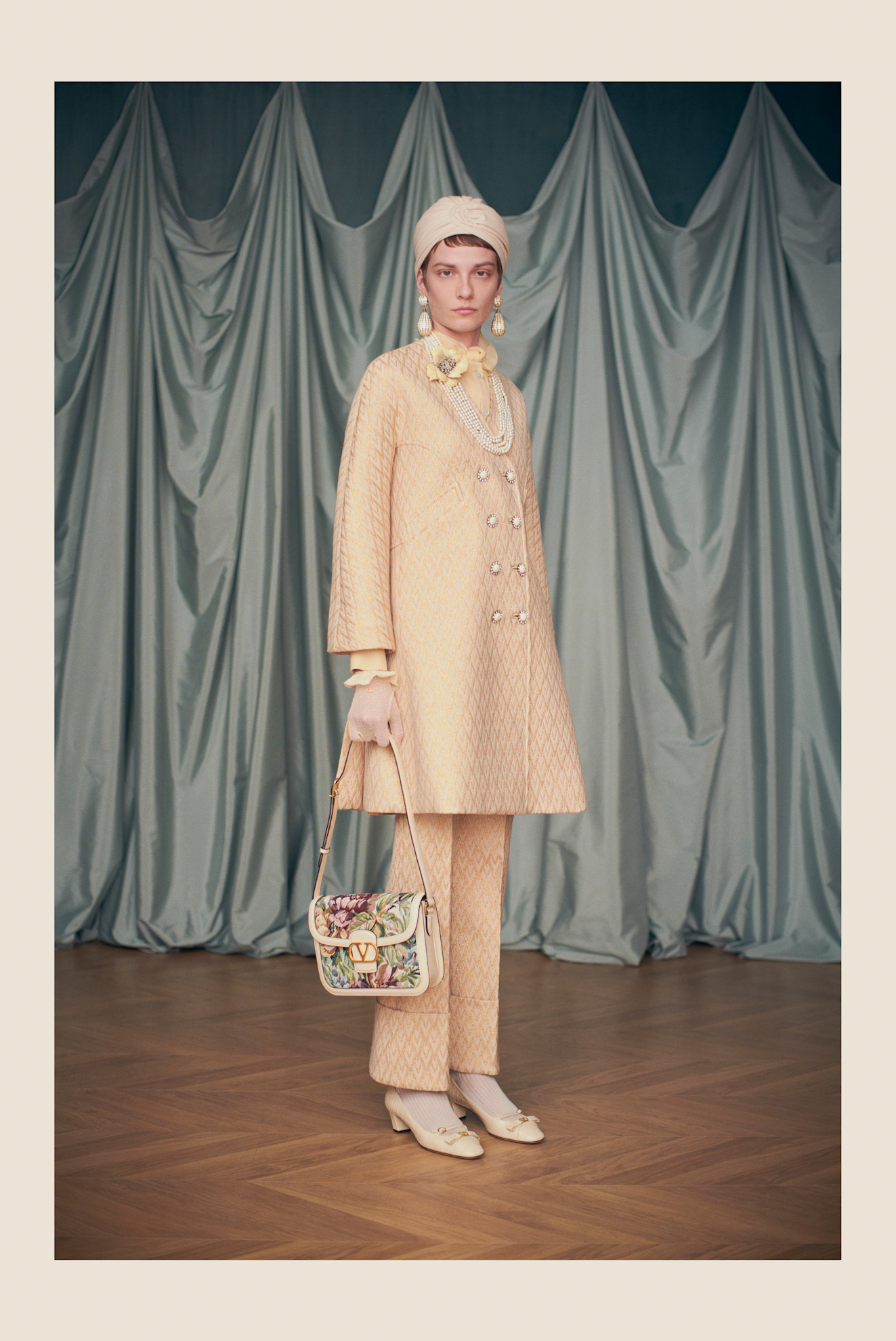 Valentino Resort PO S25 042