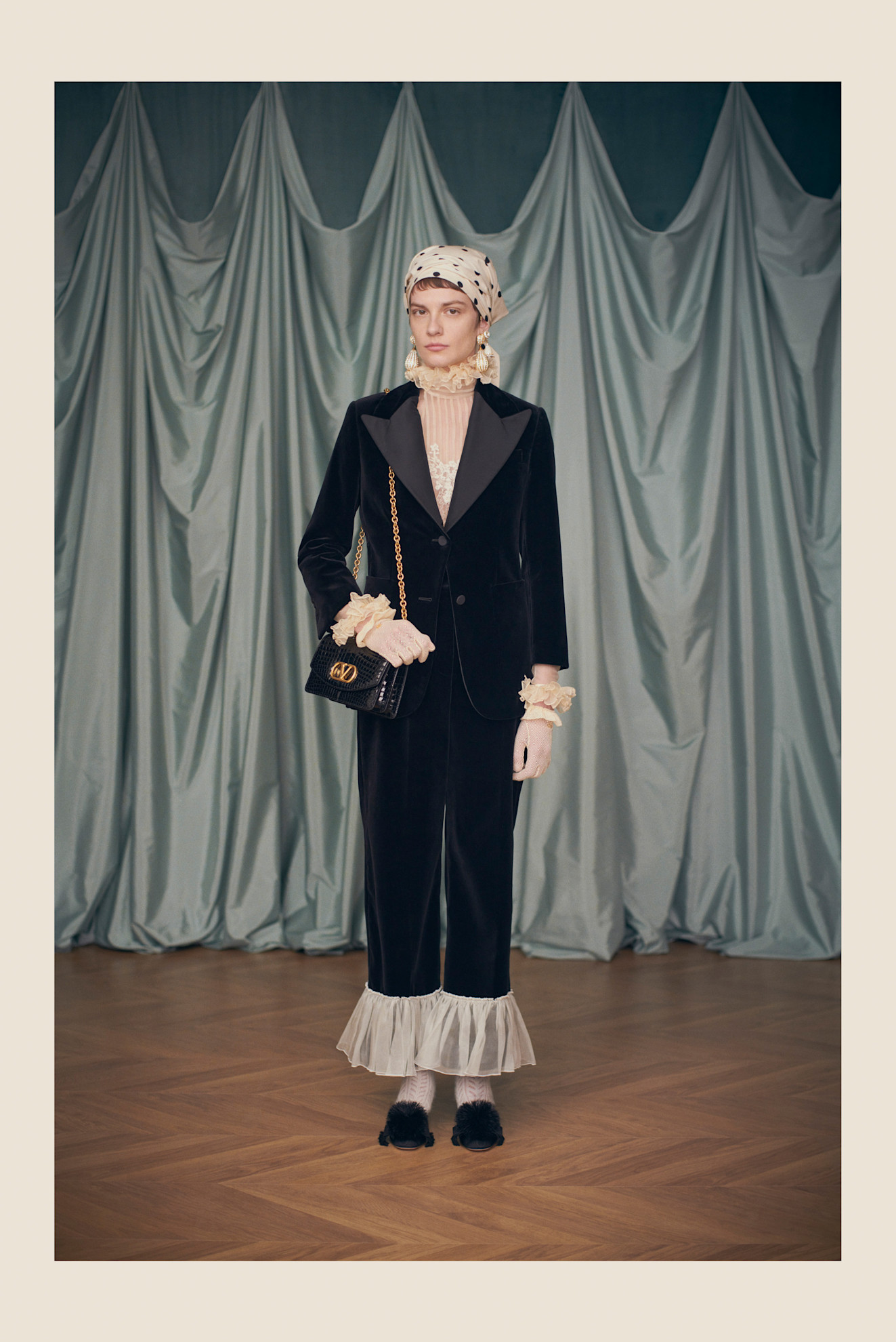 Valentino Resort PO S25 102