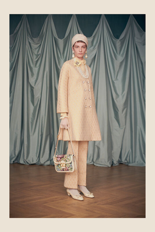 Valentino Resort PO S25 042