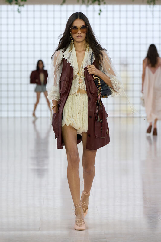 Chloe S25 023