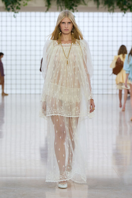Chloe S25 024