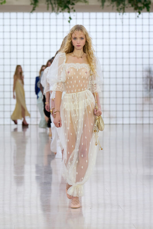 Chloe S25 065