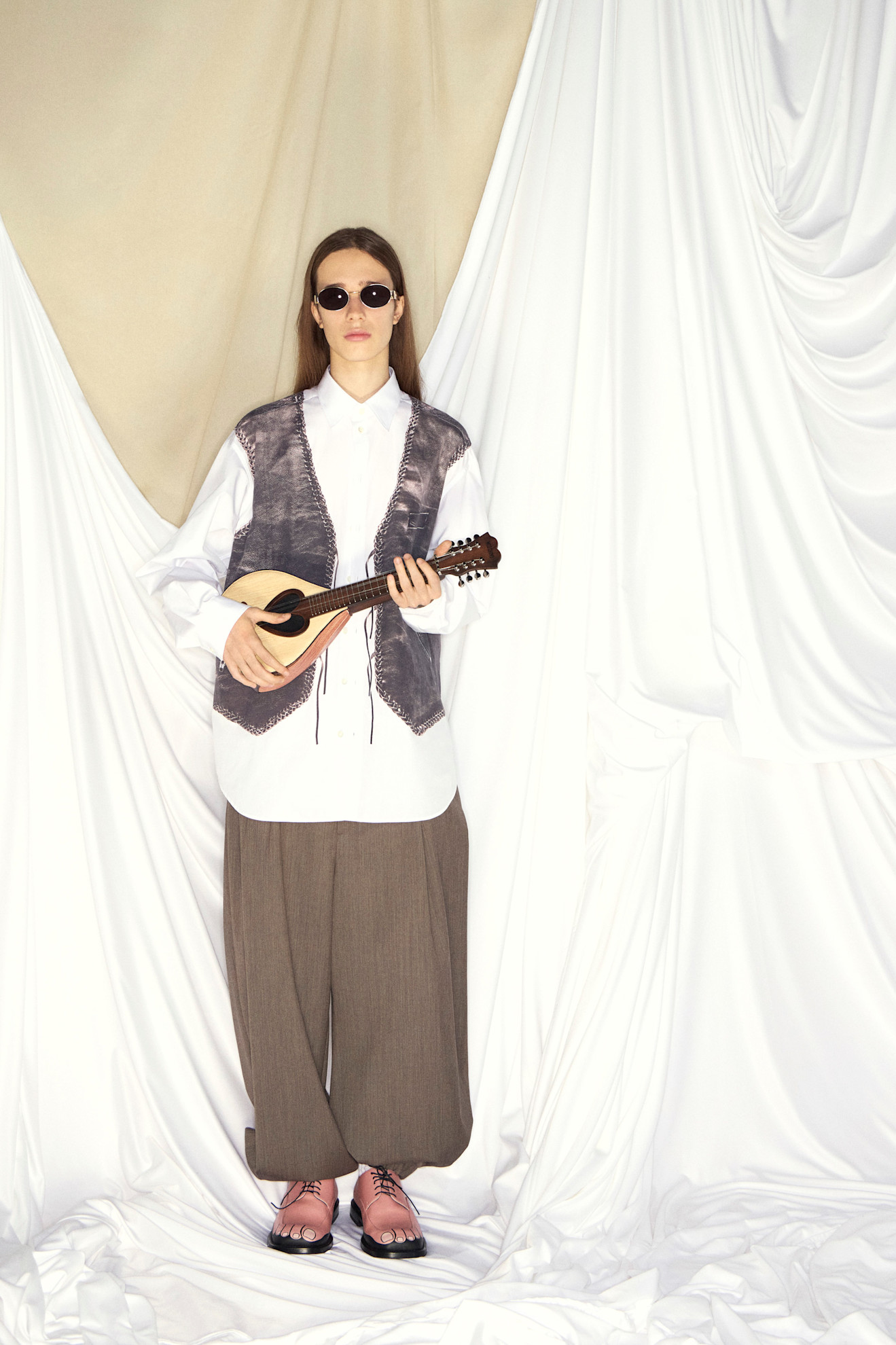 Moschino PreFall PO F26 045