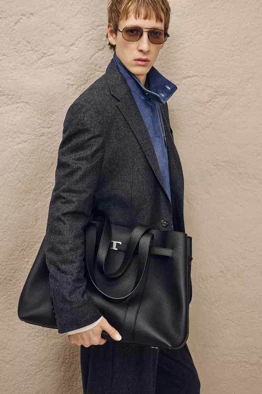 00010-tods-fall-2026-menswear-credit-brand