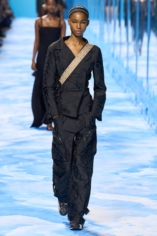 Dior S25 069