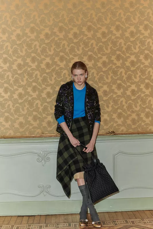 00027-no-21-fall-2026-menswear-credit-brand