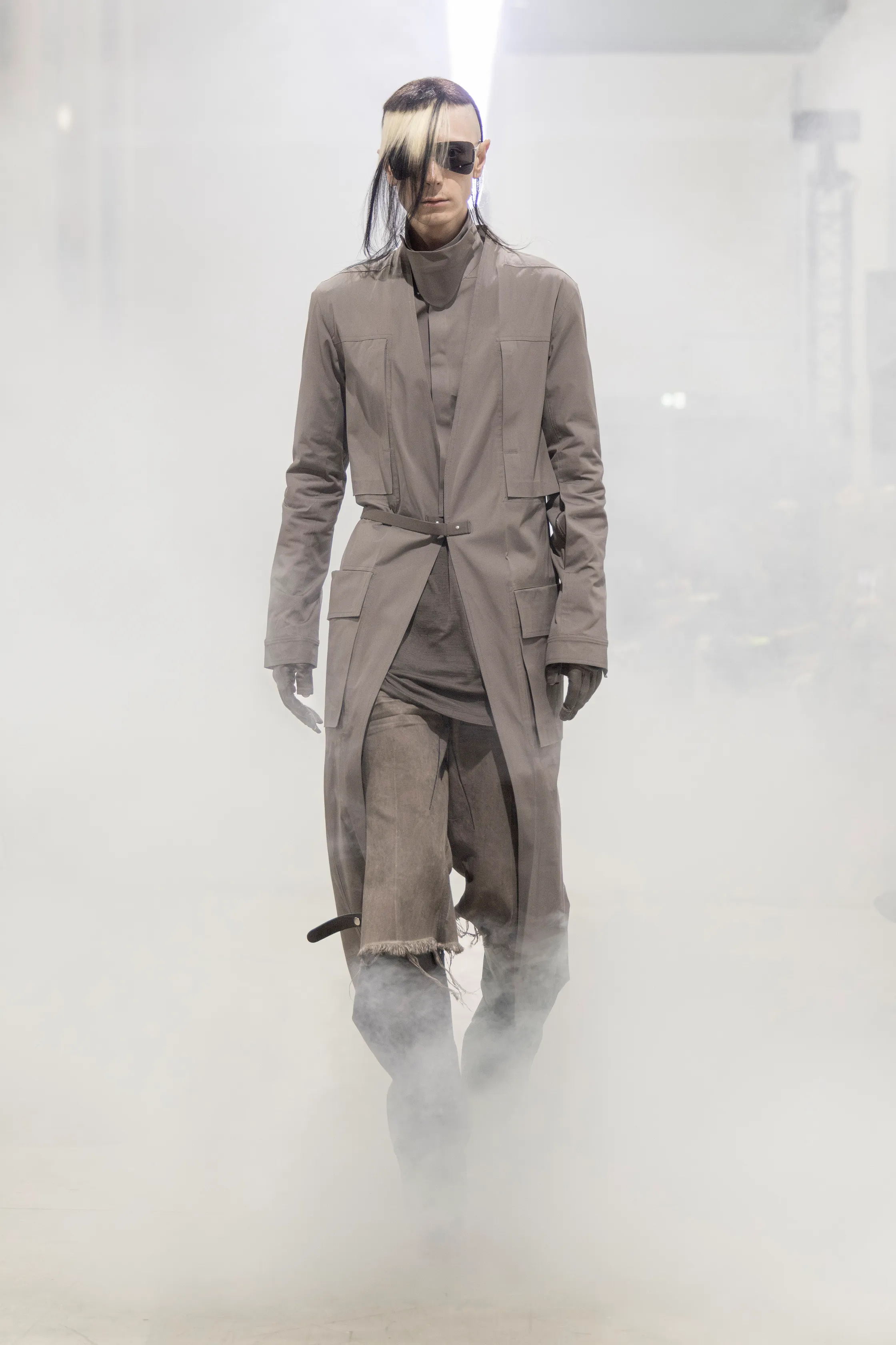 00004-rick-owens-fall-2026-menswear-credit-brand