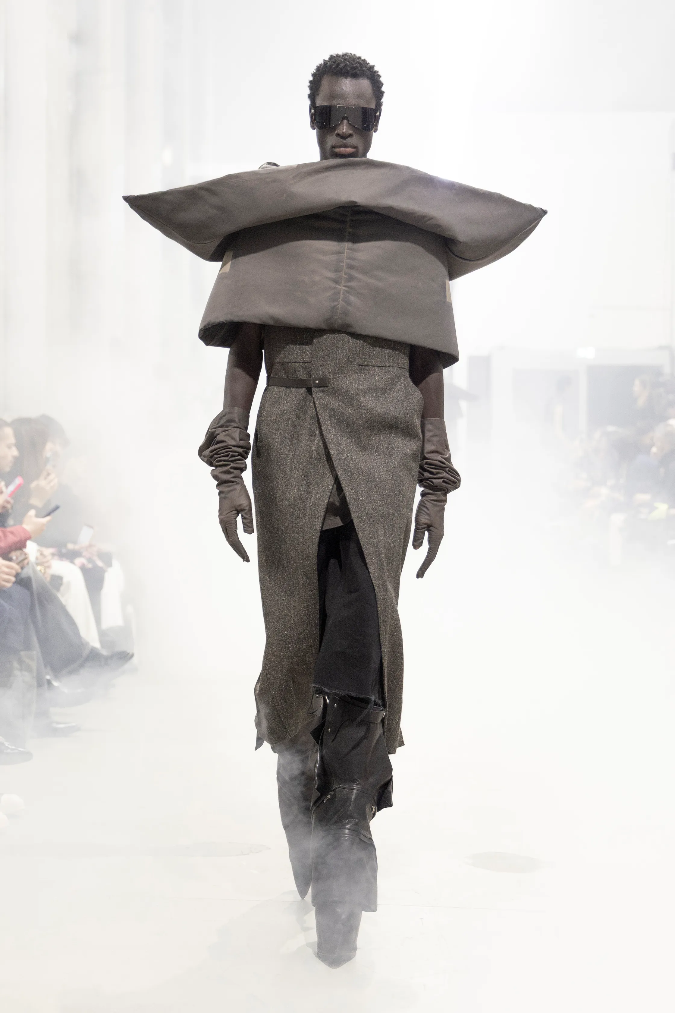 00011-rick-owens-fall-2026-menswear-credit-brand