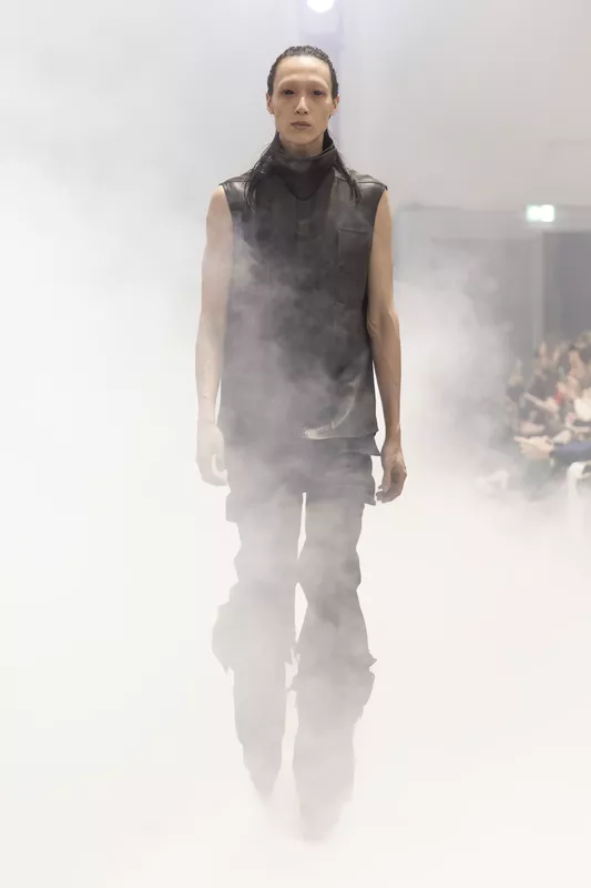 00002-rick-owens-fall-2026-menswear-credit-brand