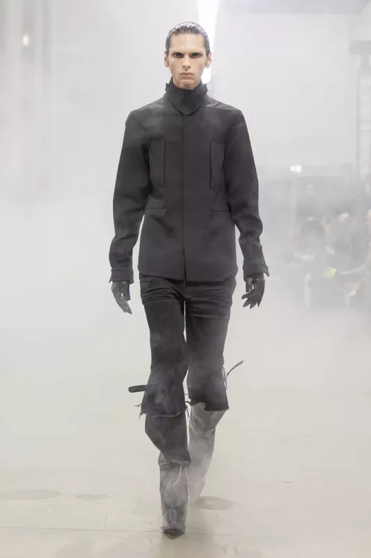 00005-rick-owens-fall-2026-menswear-credit-brand