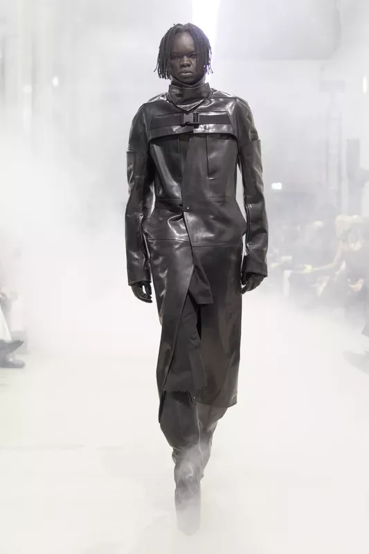 00008-rick-owens-fall-2026-menswear-credit-brand