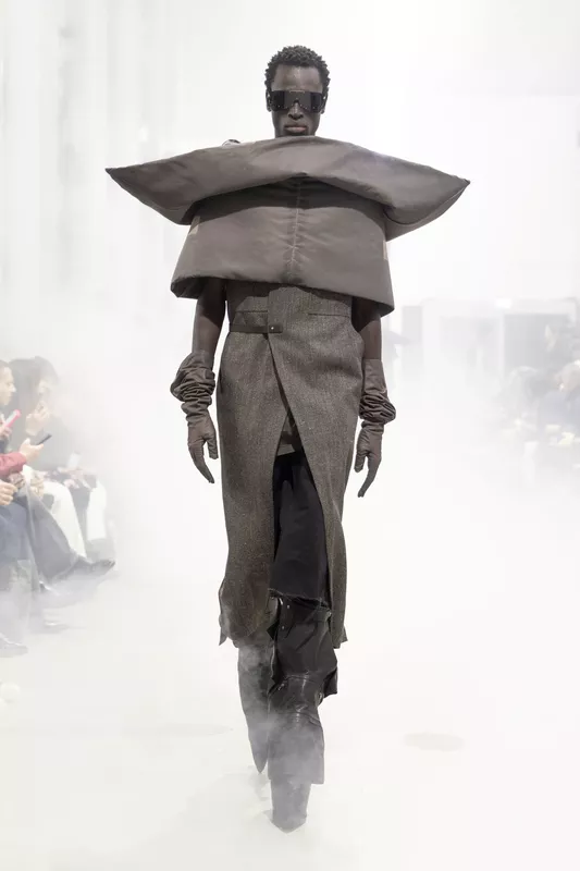 00011-rick-owens-fall-2026-menswear-credit-brand
