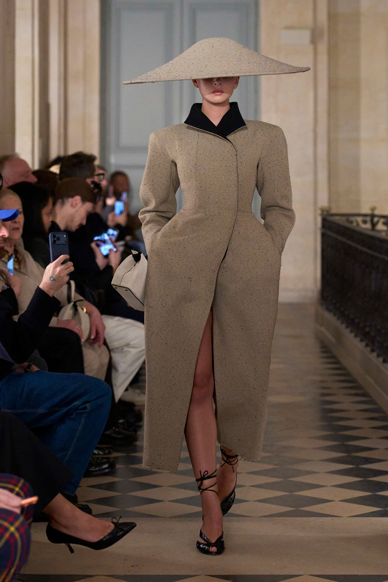 Jacquemus PO F26 009