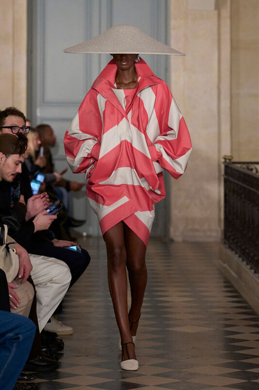 Jacquemus PO F26 014