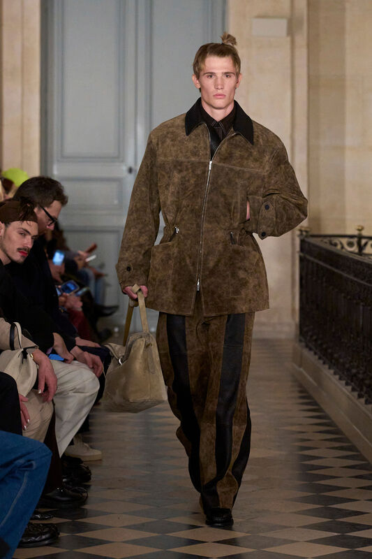 Jacquemus PO F26 030