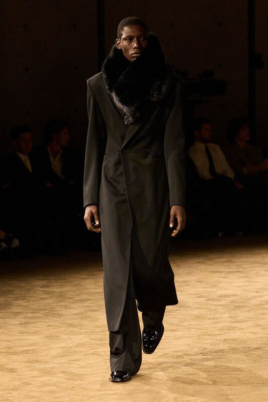 Saint Laurent m F26 002