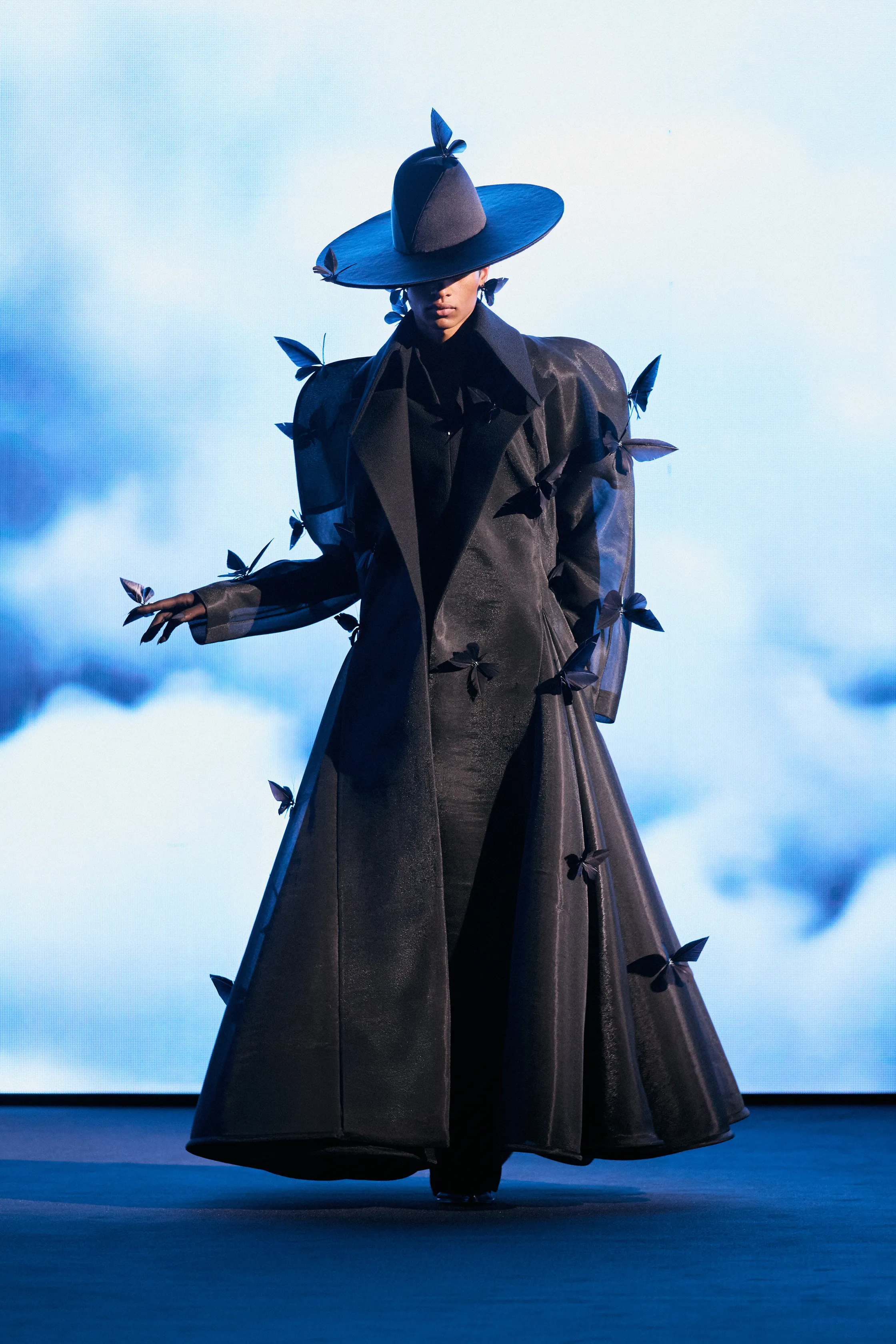 00006-robert-wun-spring-2026-couture-credit-brand