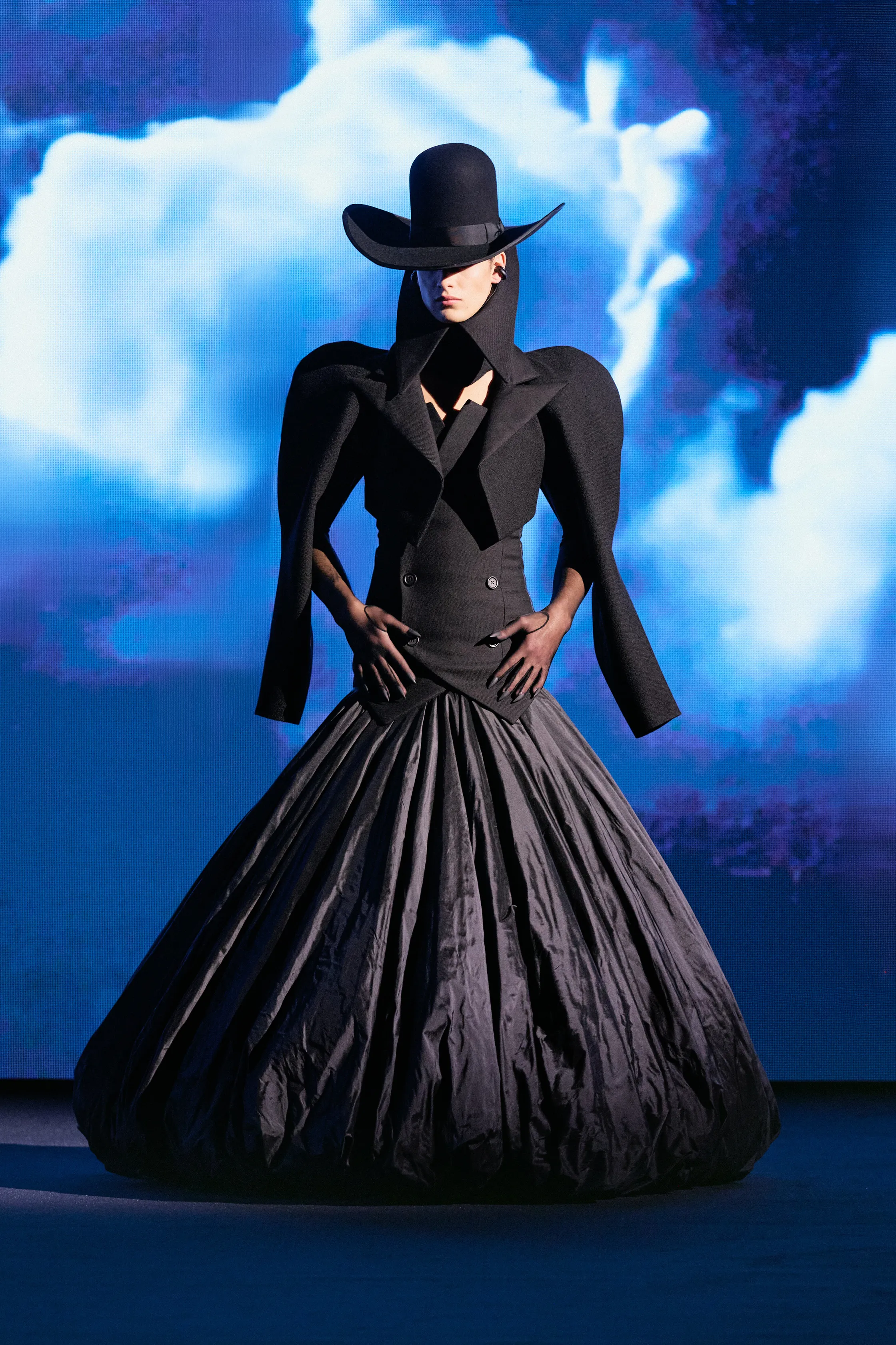 00008-robert-wun-spring-2026-couture-credit-brand