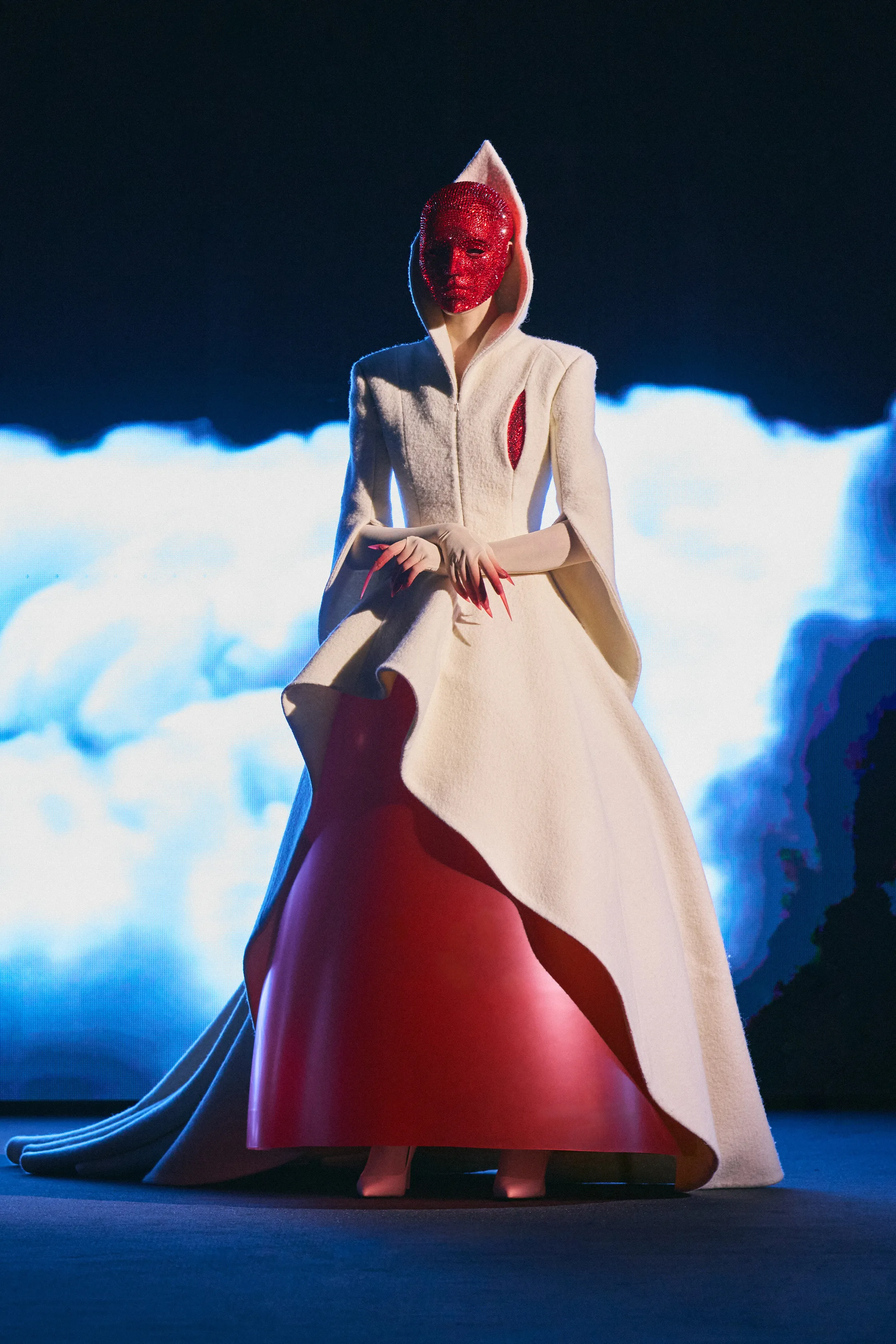 00010-robert-wun-spring-2026-couture-credit-brand