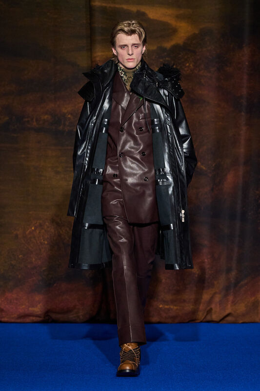 Burberry F25 058