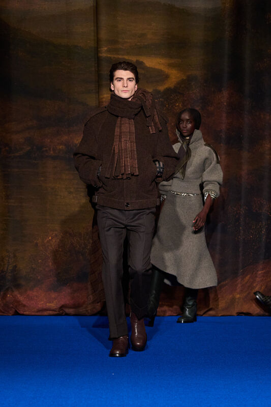 Burberry F25 062