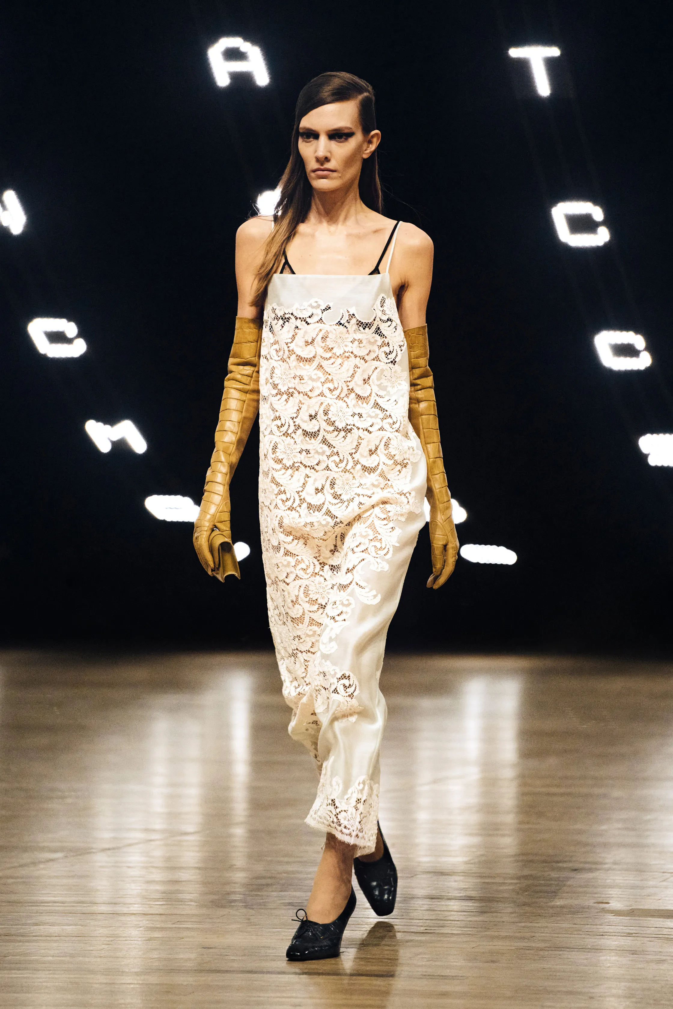 00050-khaite-fall-2026-ready-to-wear-credit-brand