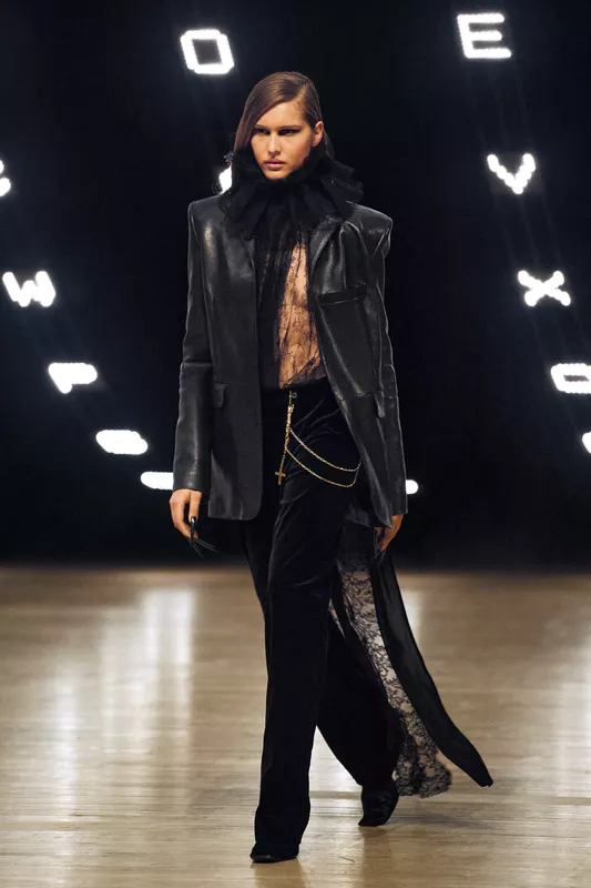 00012-khaite-fall-2026-ready-to-wear-credit-brand