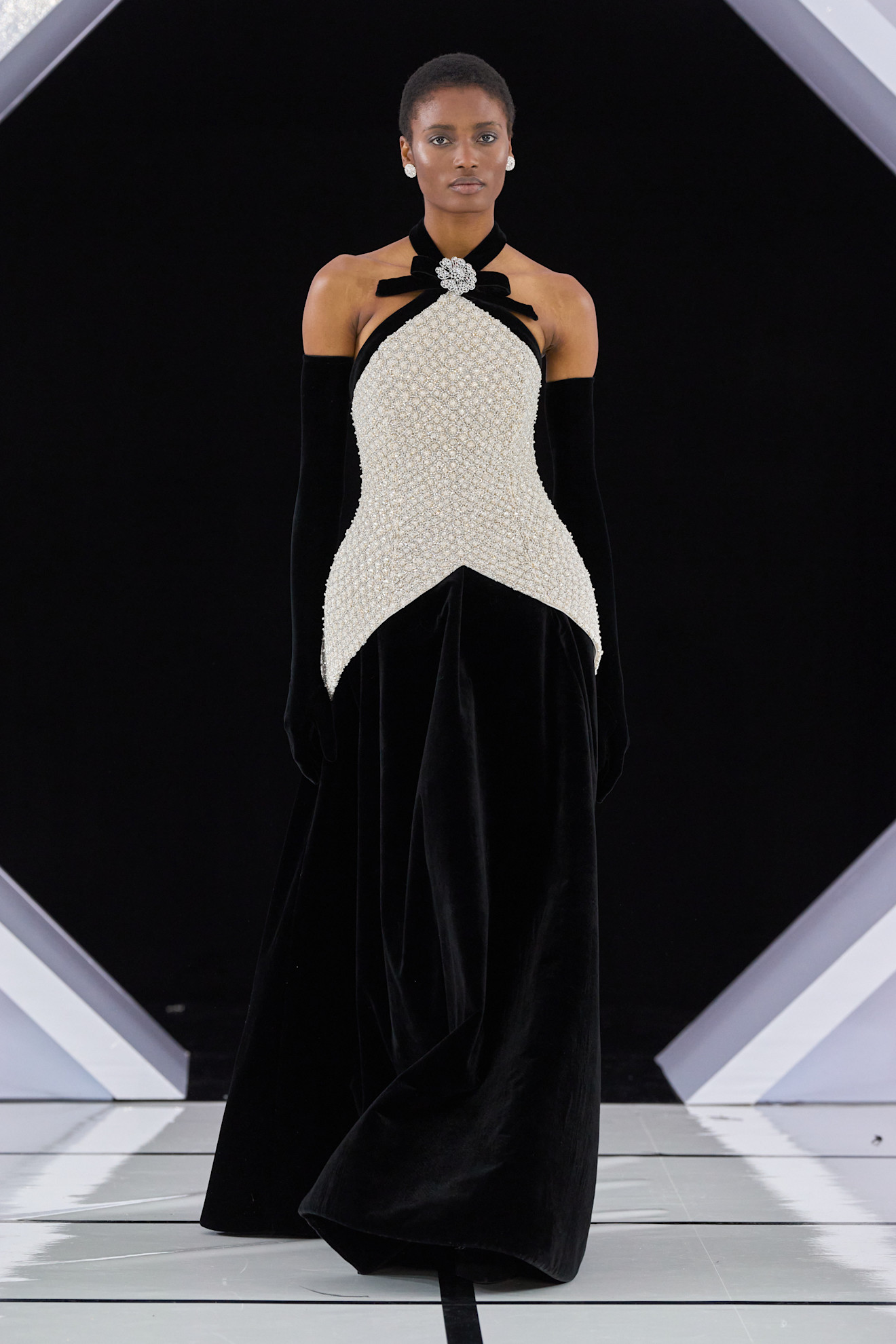 Richard Quinn F26 008