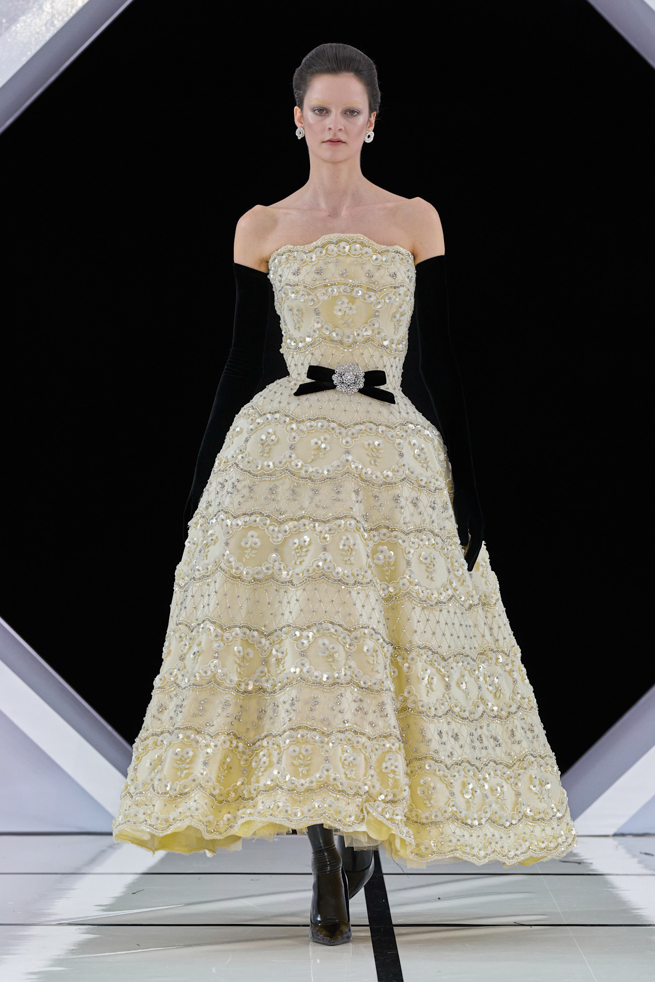 Richard Quinn F26 028