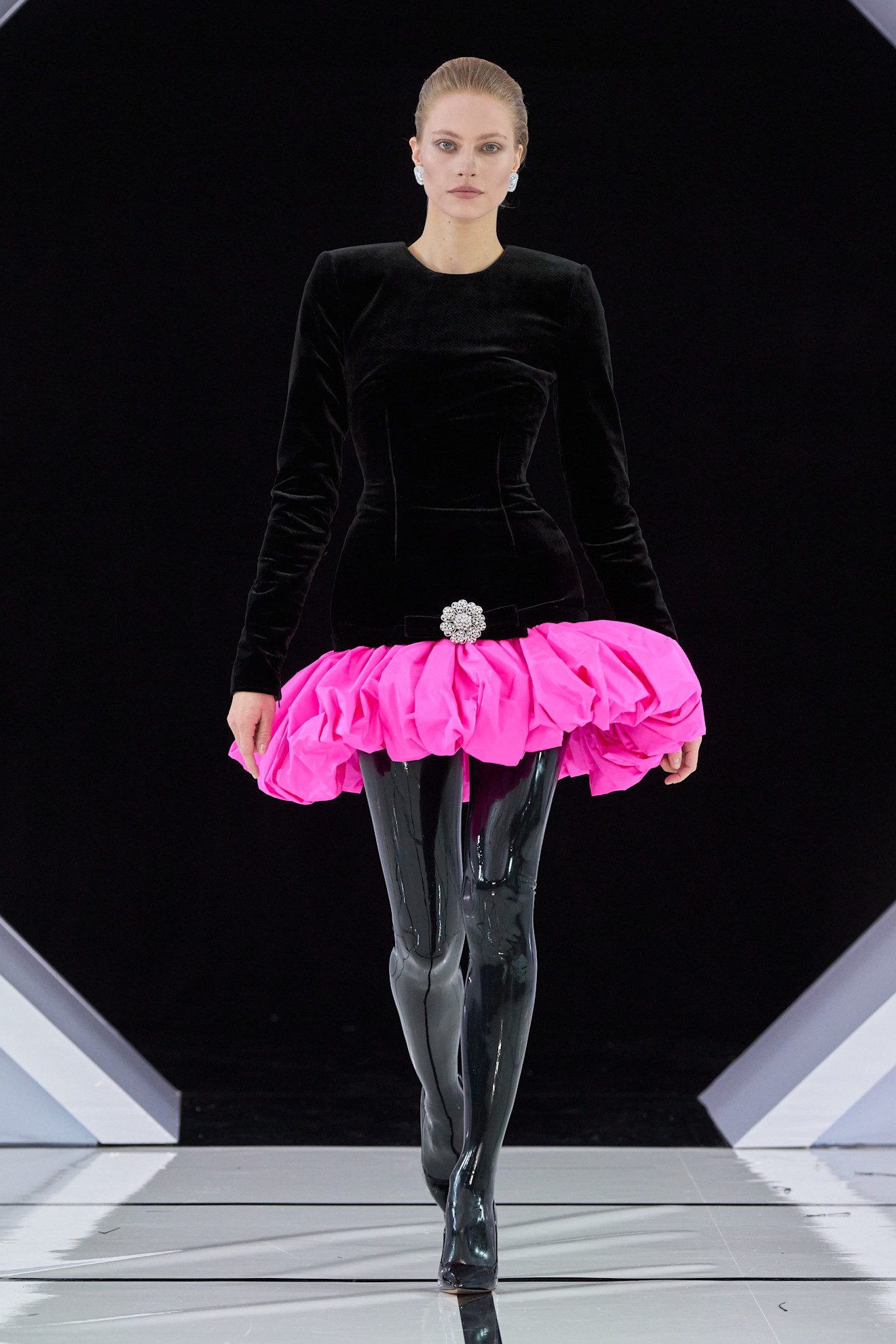 Richard Quinn F26 037