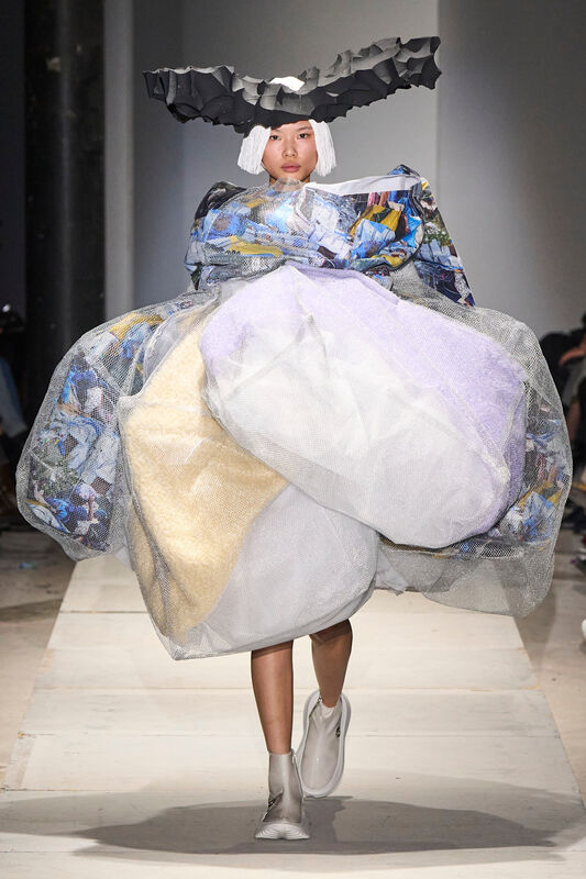 Comme Des Garcons S25 004