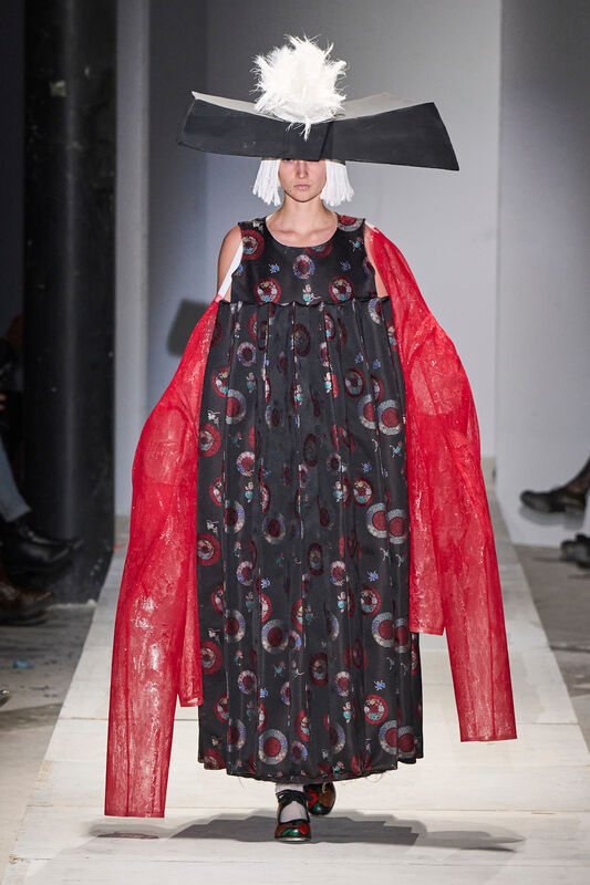 Comme Des Garcons S25 010