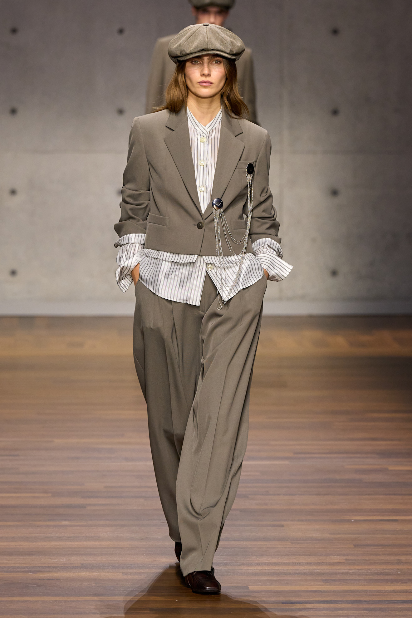 Emporio Armani F26 002