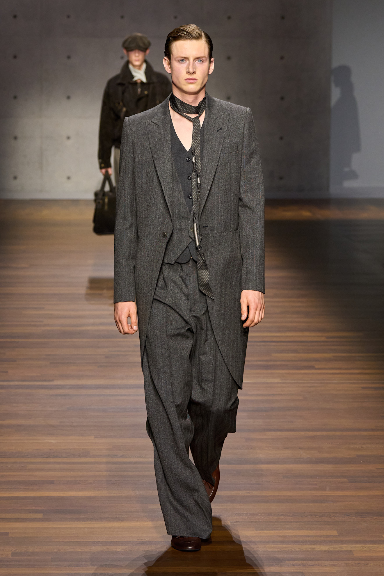 Emporio Armani F26 008