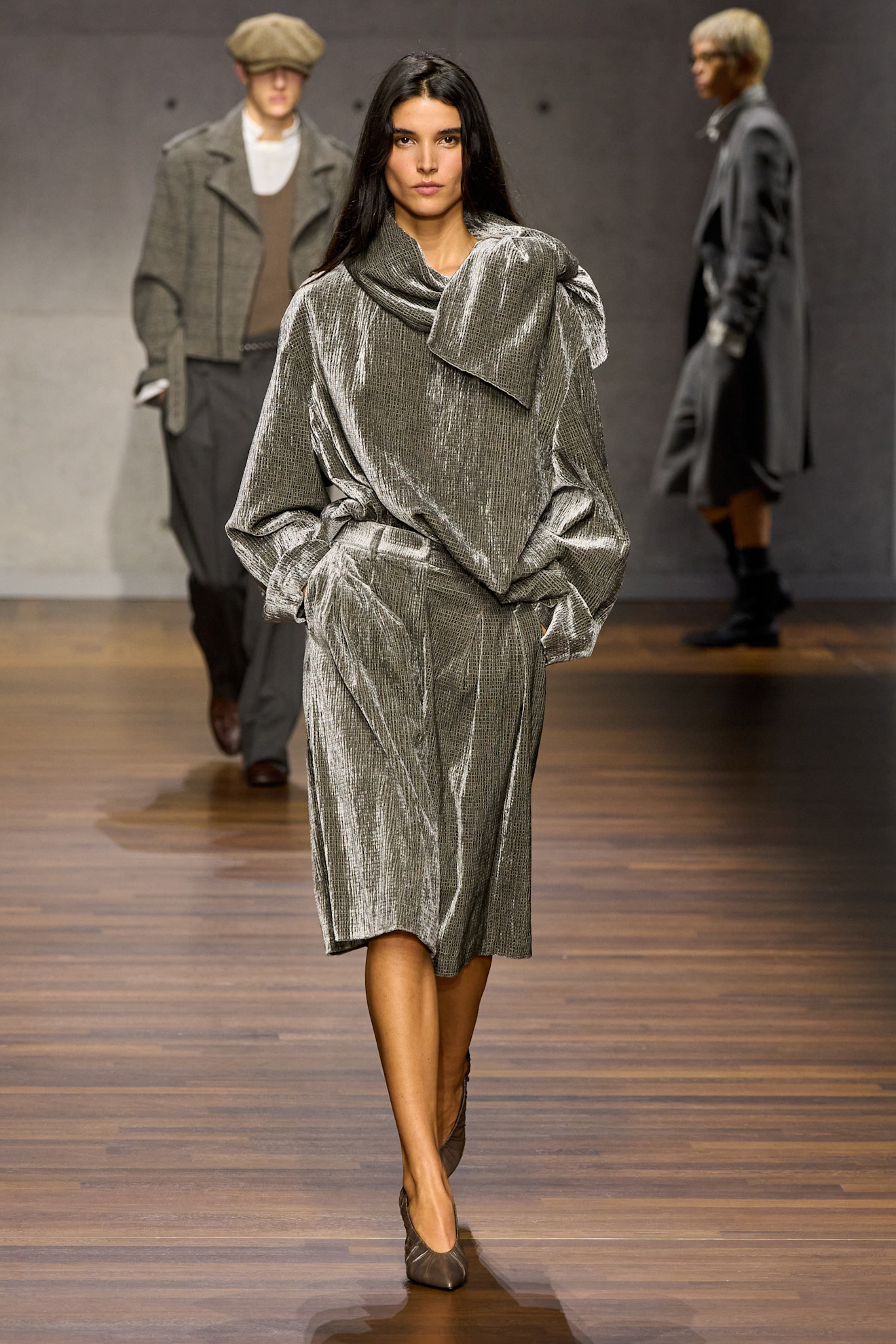 Emporio Armani F26 013