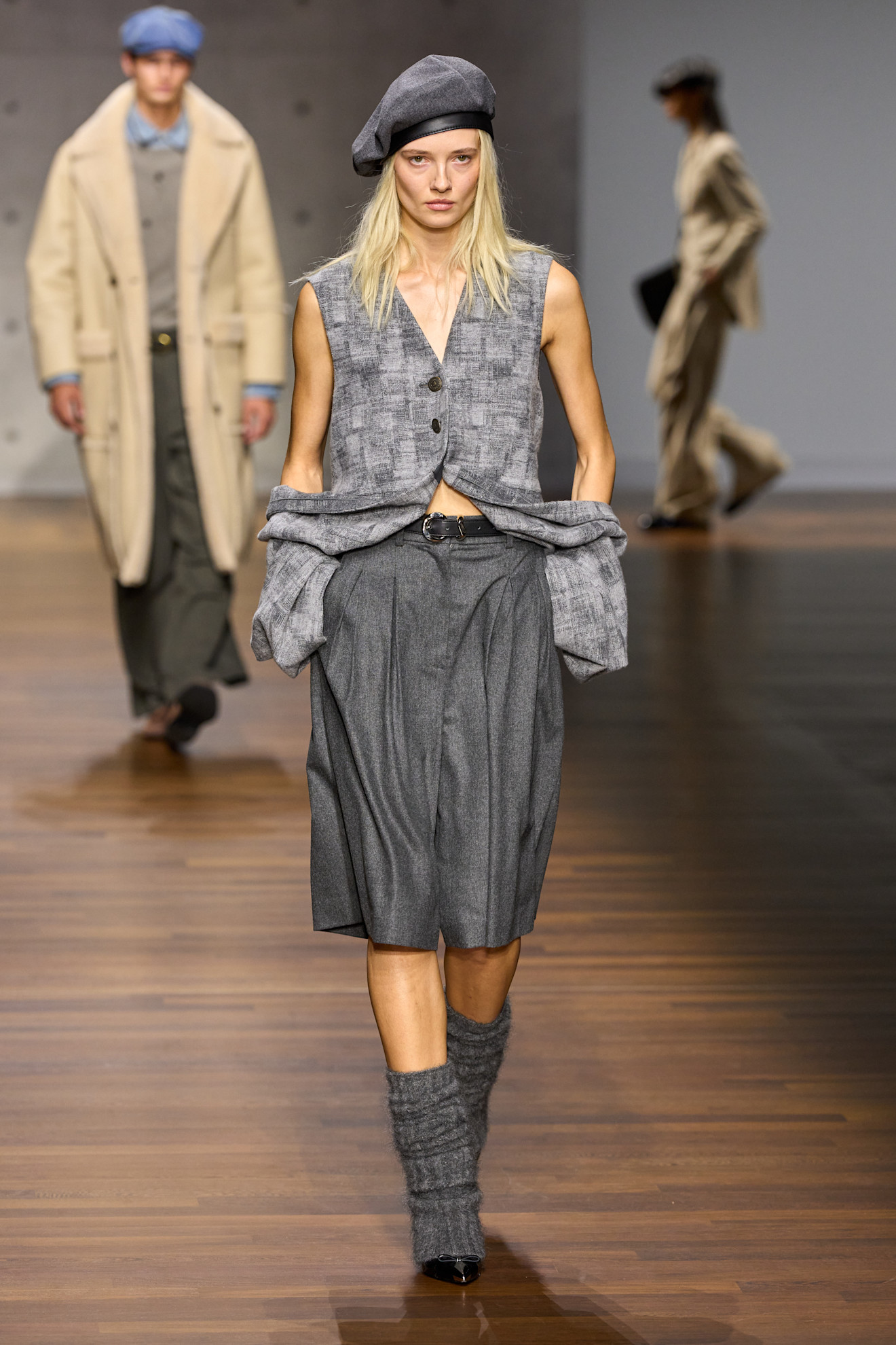 Emporio Armani F26 035