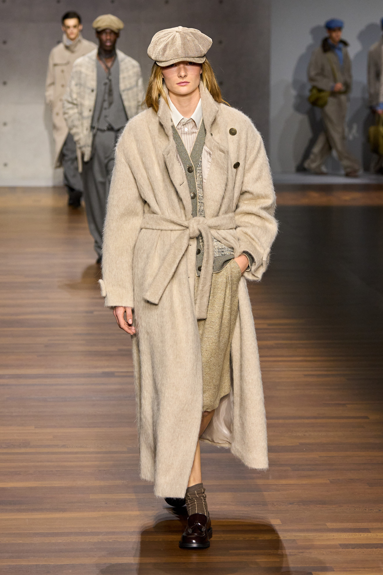 Emporio Armani F26 038