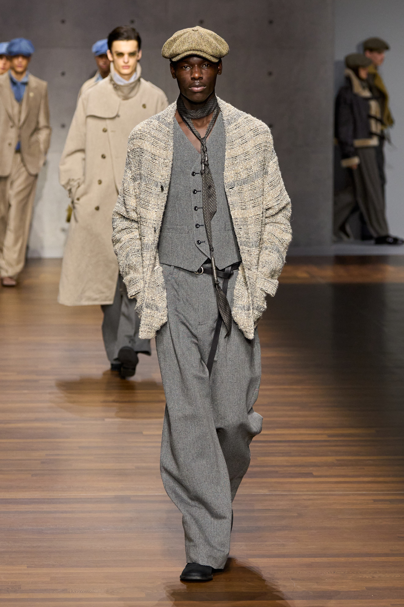 Emporio Armani F26 039