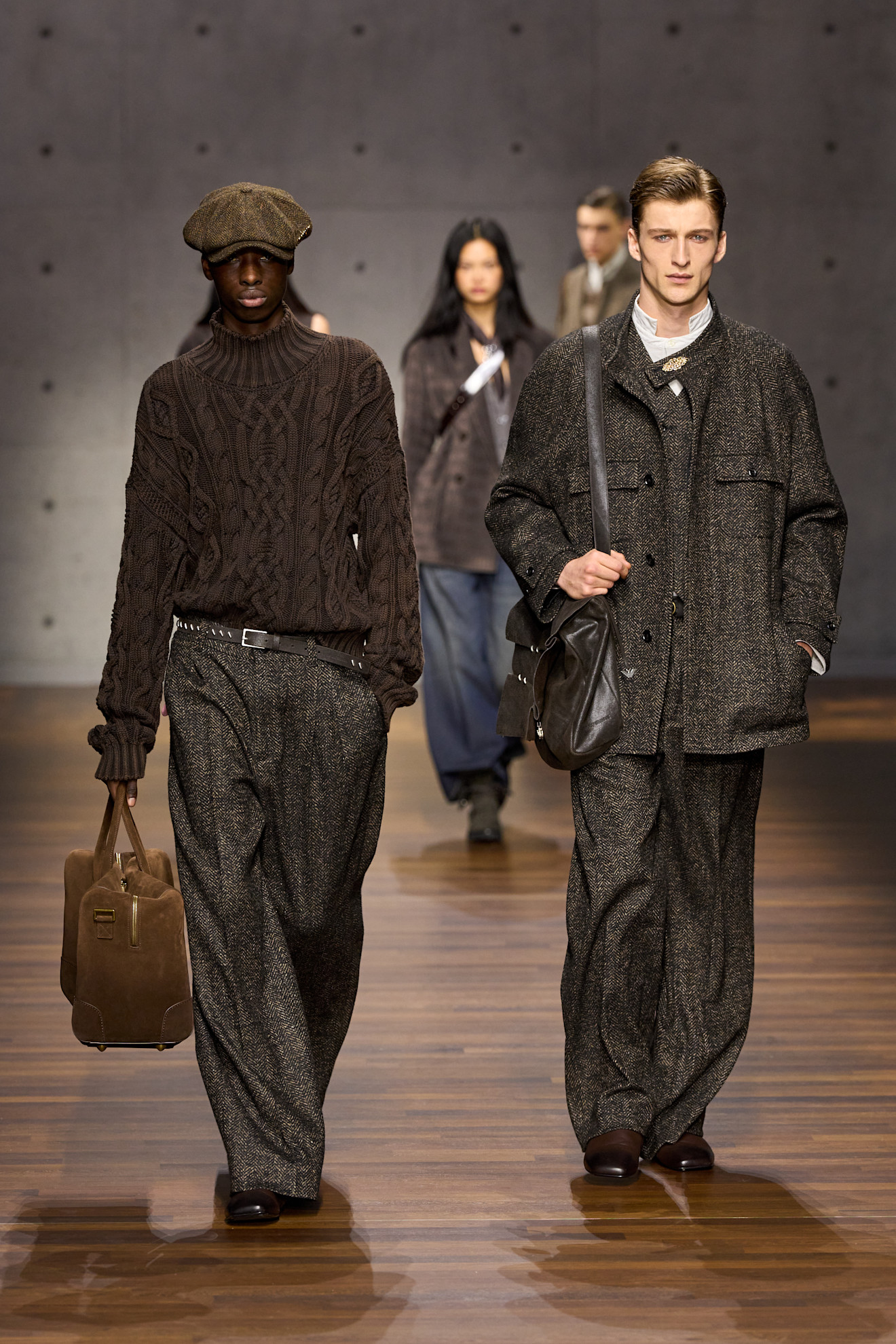 Emporio Armani F26 052