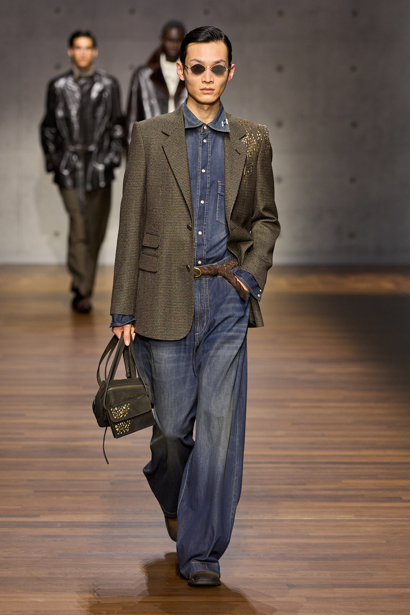 Emporio Armani F26 055