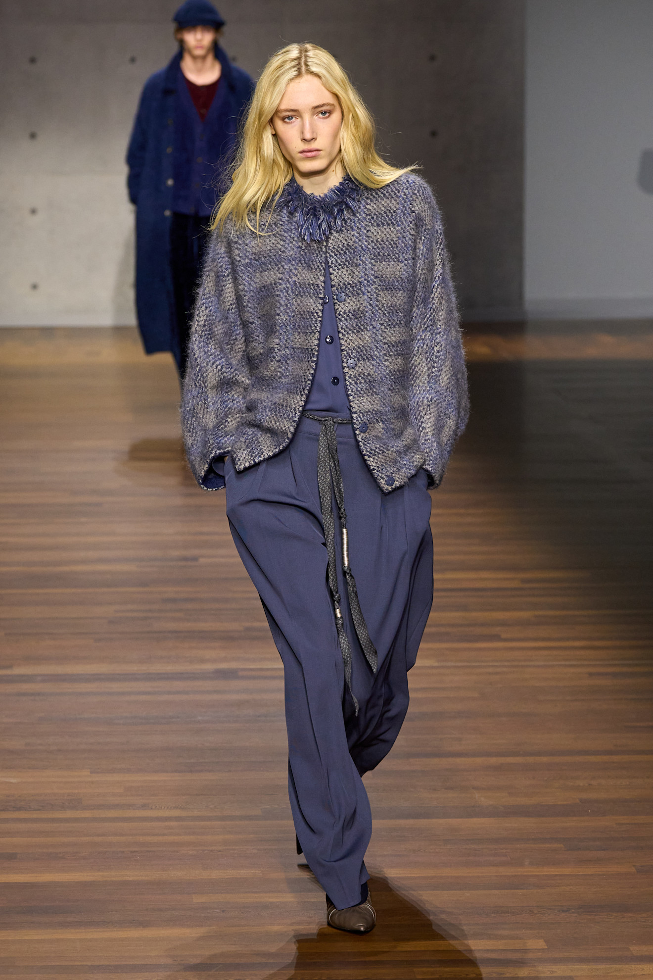 Emporio Armani F26 072