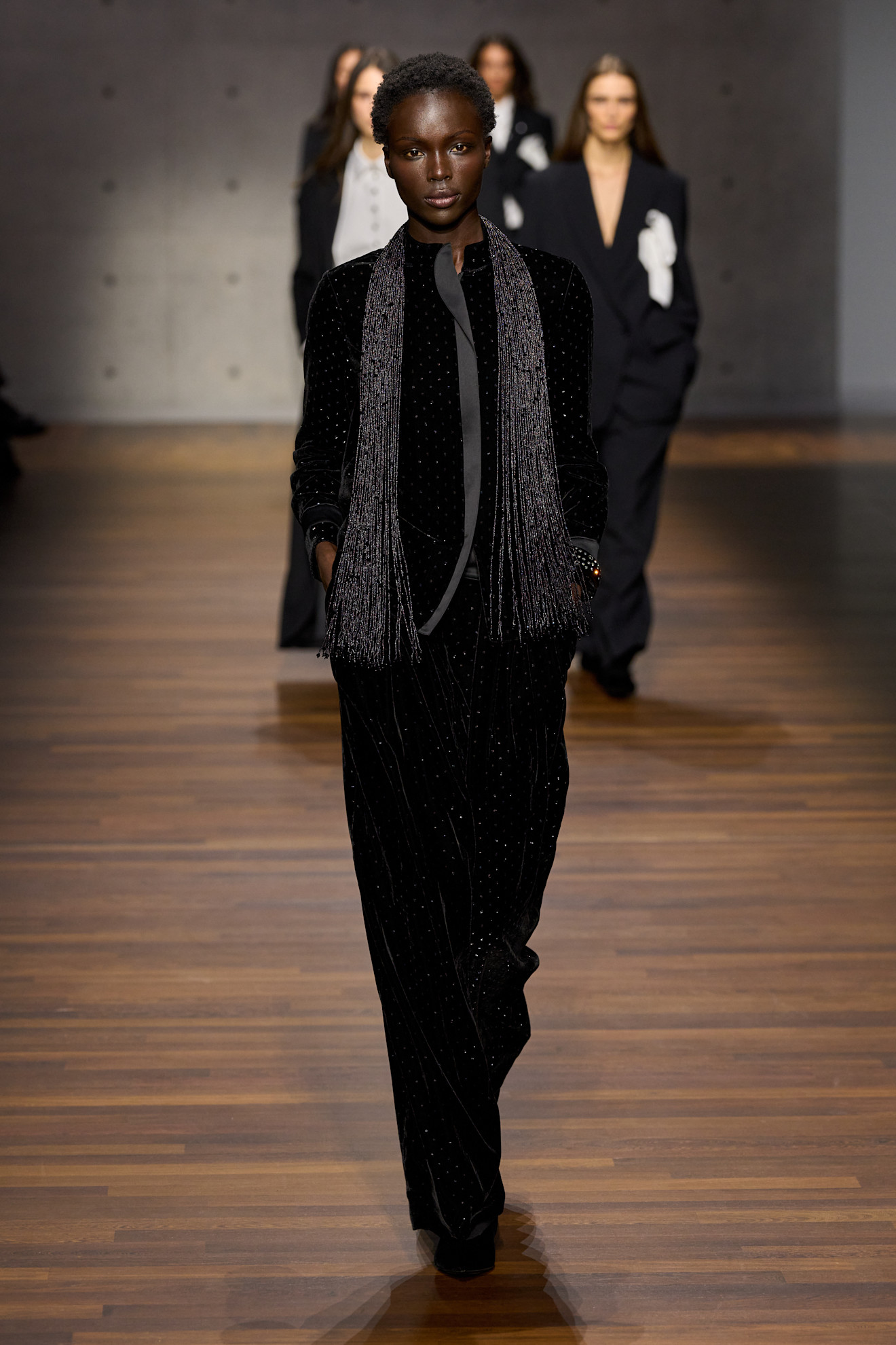 Emporio Armani F26 084