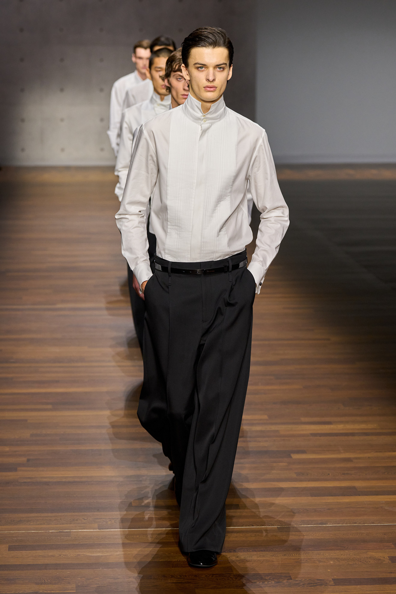 Emporio Armani F26 100