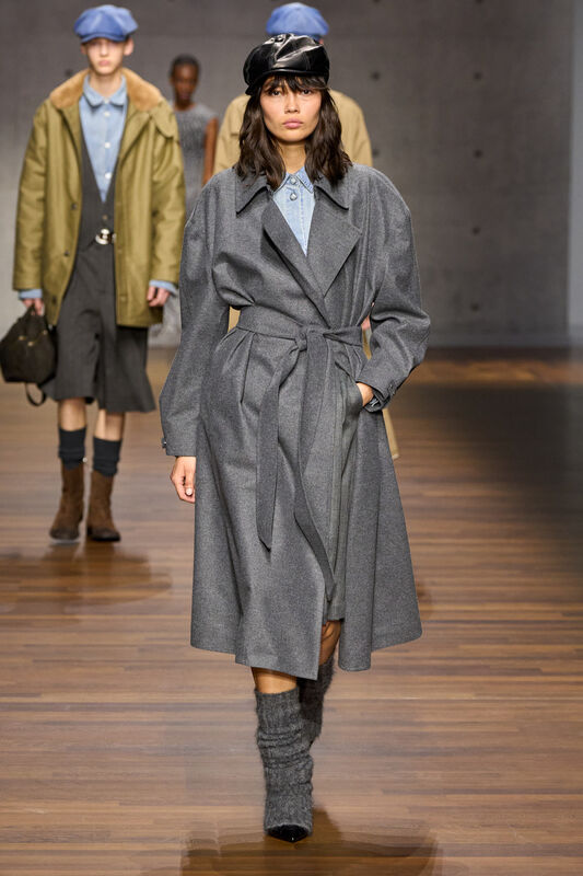 Emporio Armani F26 032